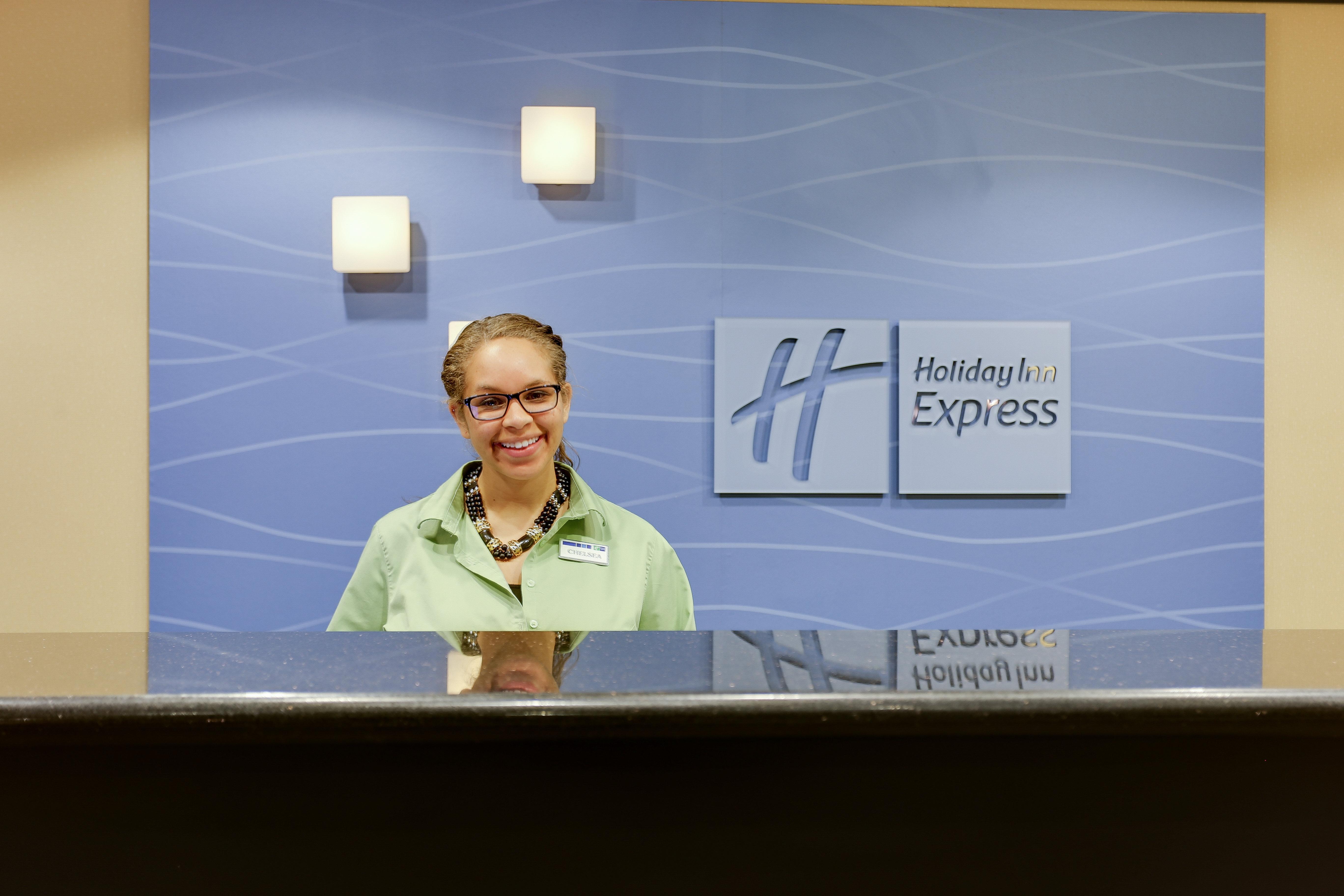 Holiday Inn Express Hotel & Suites Huntsville By Ihg Ngoại thất bức ảnh