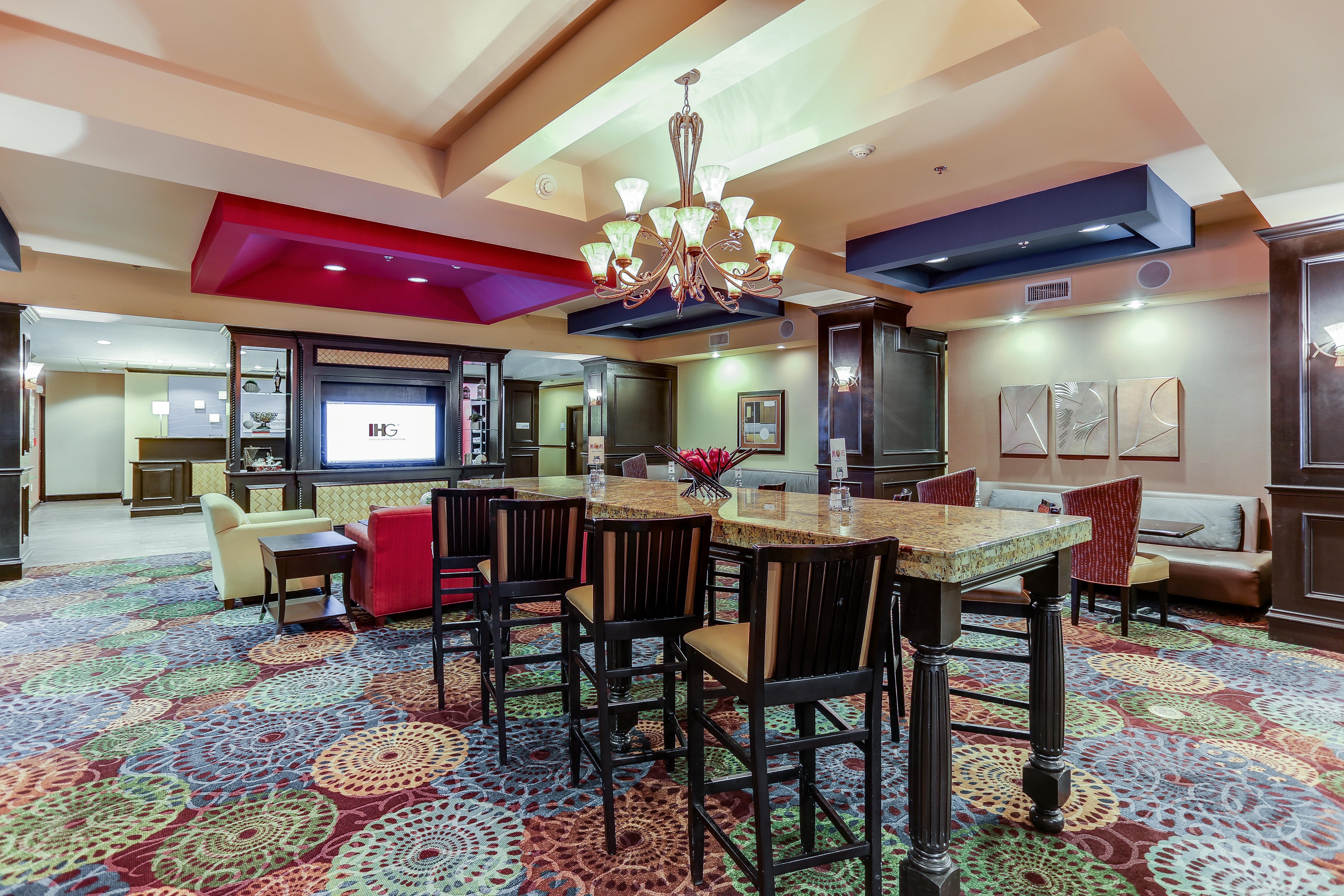 Holiday Inn Express Hotel & Suites Huntsville By Ihg Ngoại thất bức ảnh