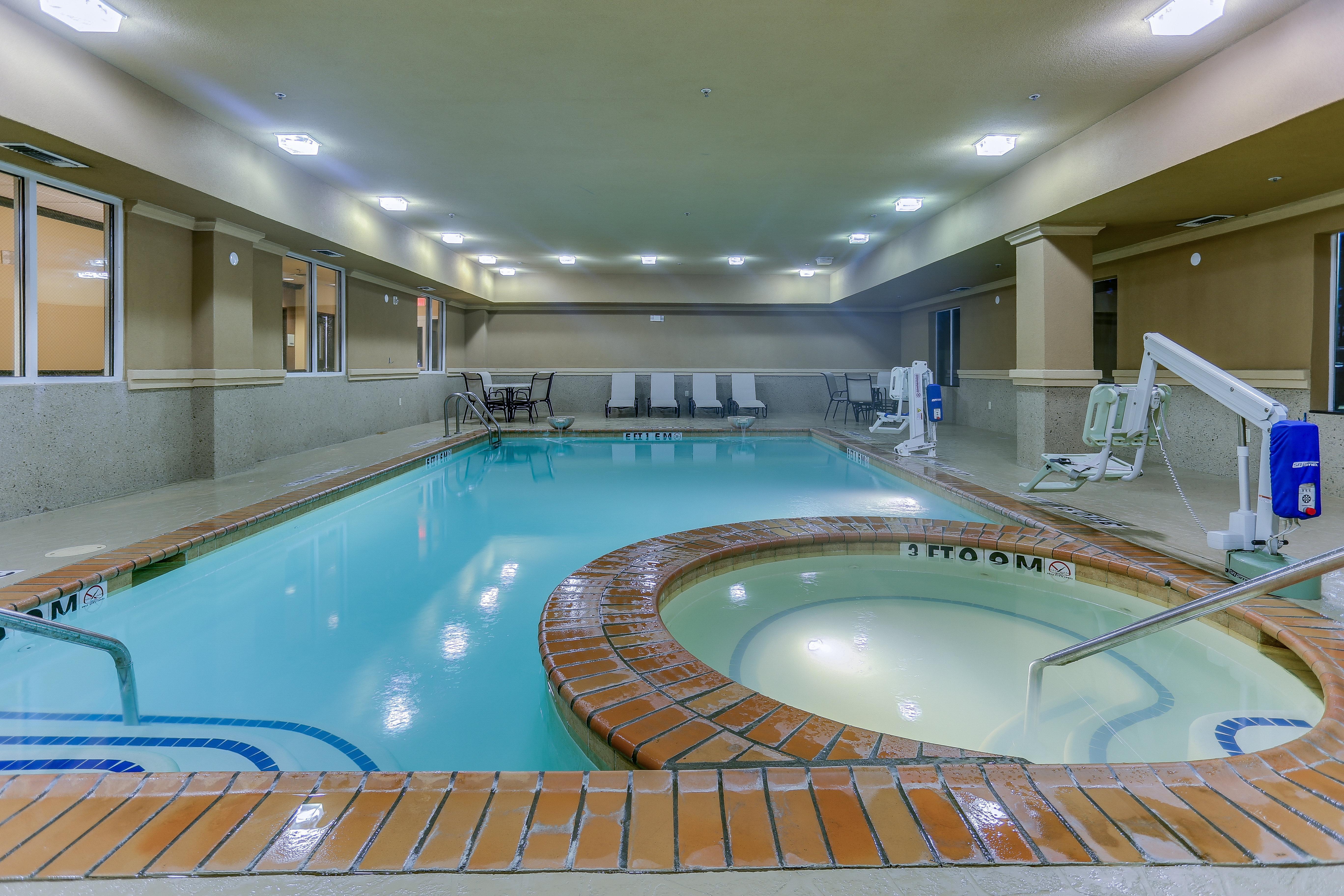Holiday Inn Express Hotel & Suites Huntsville By Ihg Ngoại thất bức ảnh